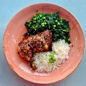 Coxa de Frango Teriyaki c/ Arroz Basmati e Espinafres Salteados